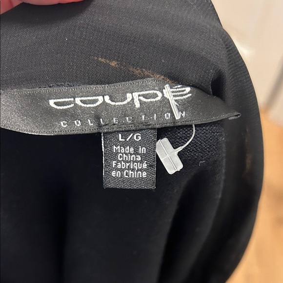 Black Short Sleeve Wrap Top - Picture 2 of 3